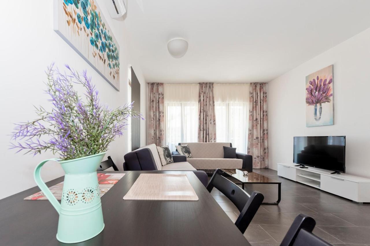 Lozna Residence Постира Экстерьер фото